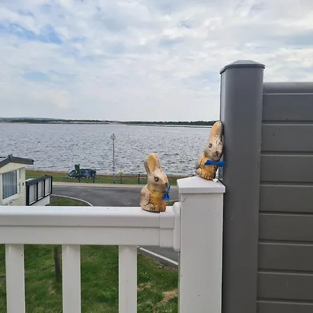 The Seaflower - With Views * Millom